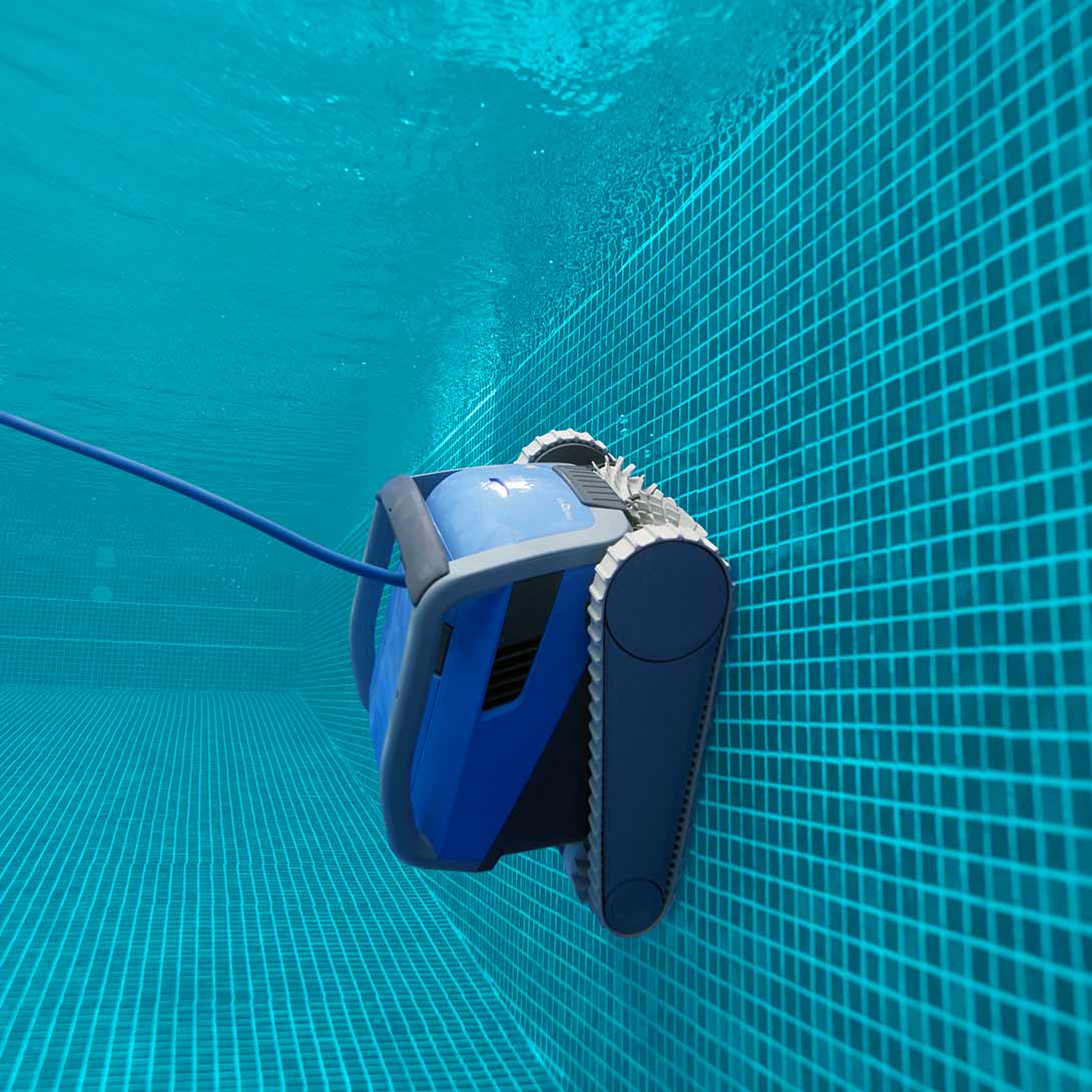 Quel robot de piscine choisir pour une piscine hors-sol ?